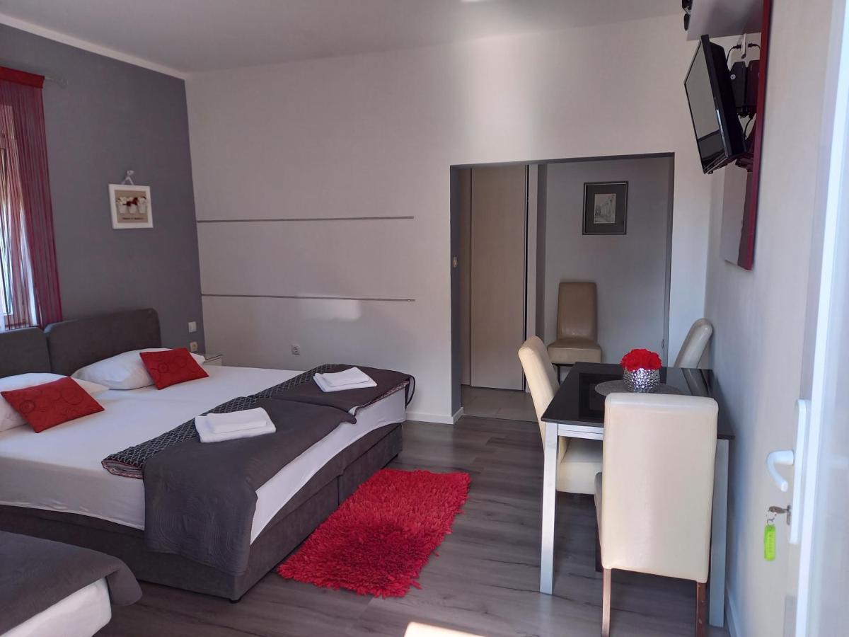 Apartments Benic Zadar Bagian luar foto