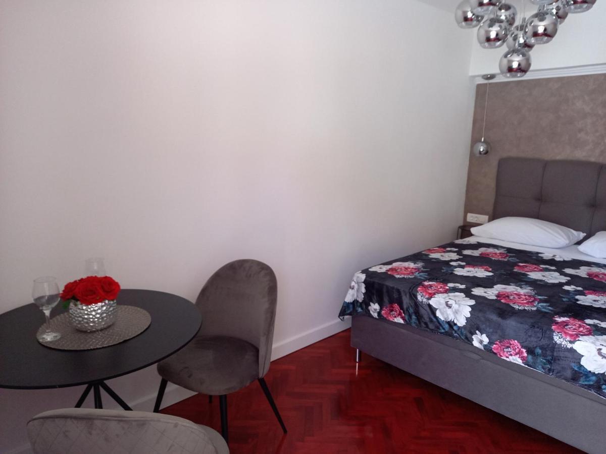 Apartments Benic Zadar Bagian luar foto