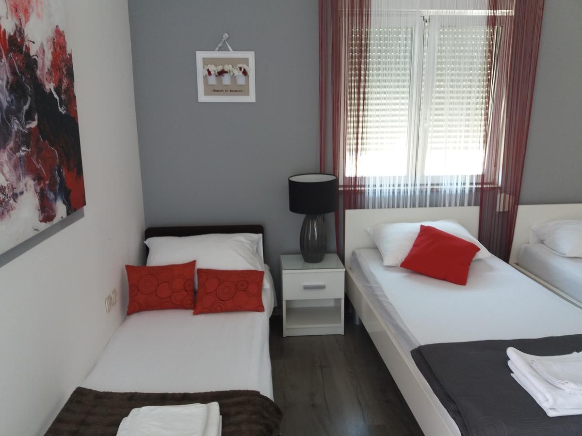 Apartments Benic Zadar Bagian luar foto