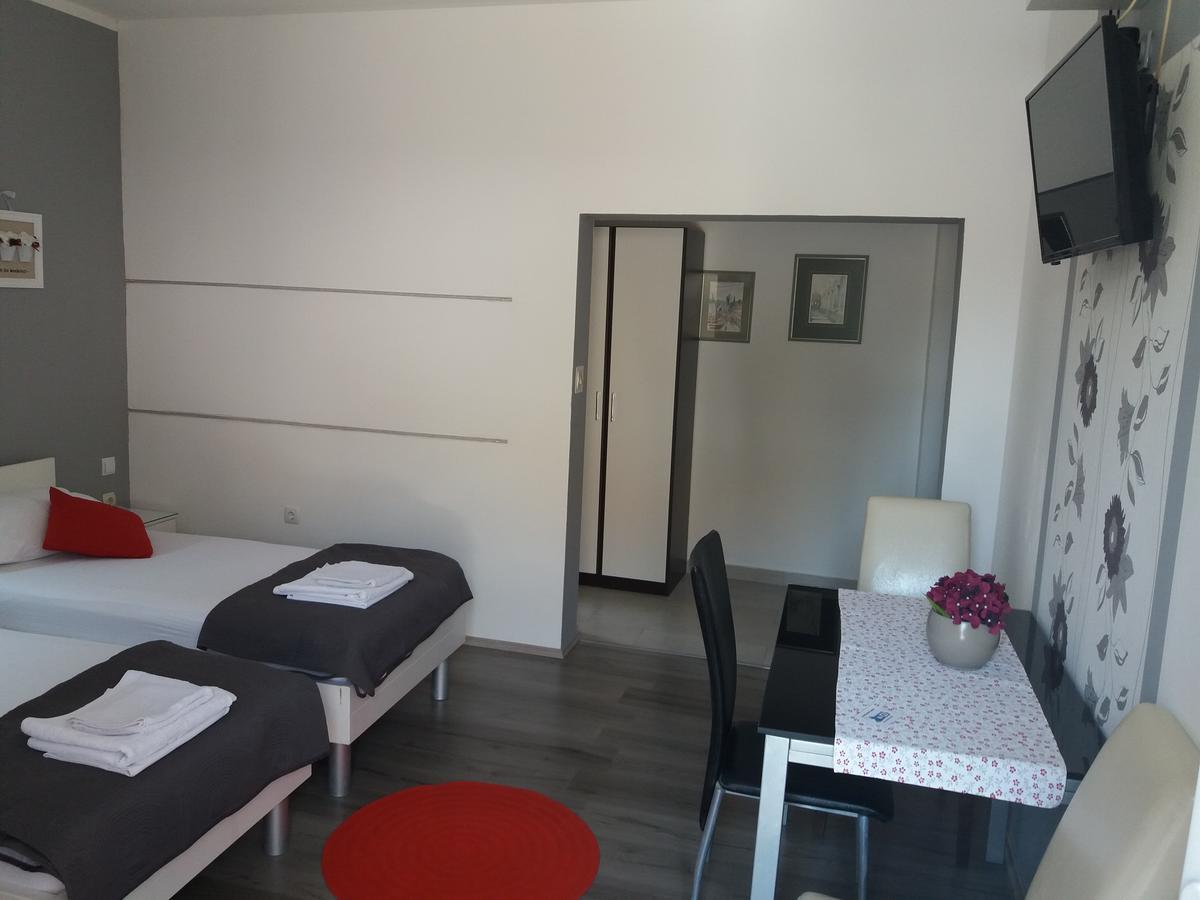 Apartments Benic Zadar Bagian luar foto