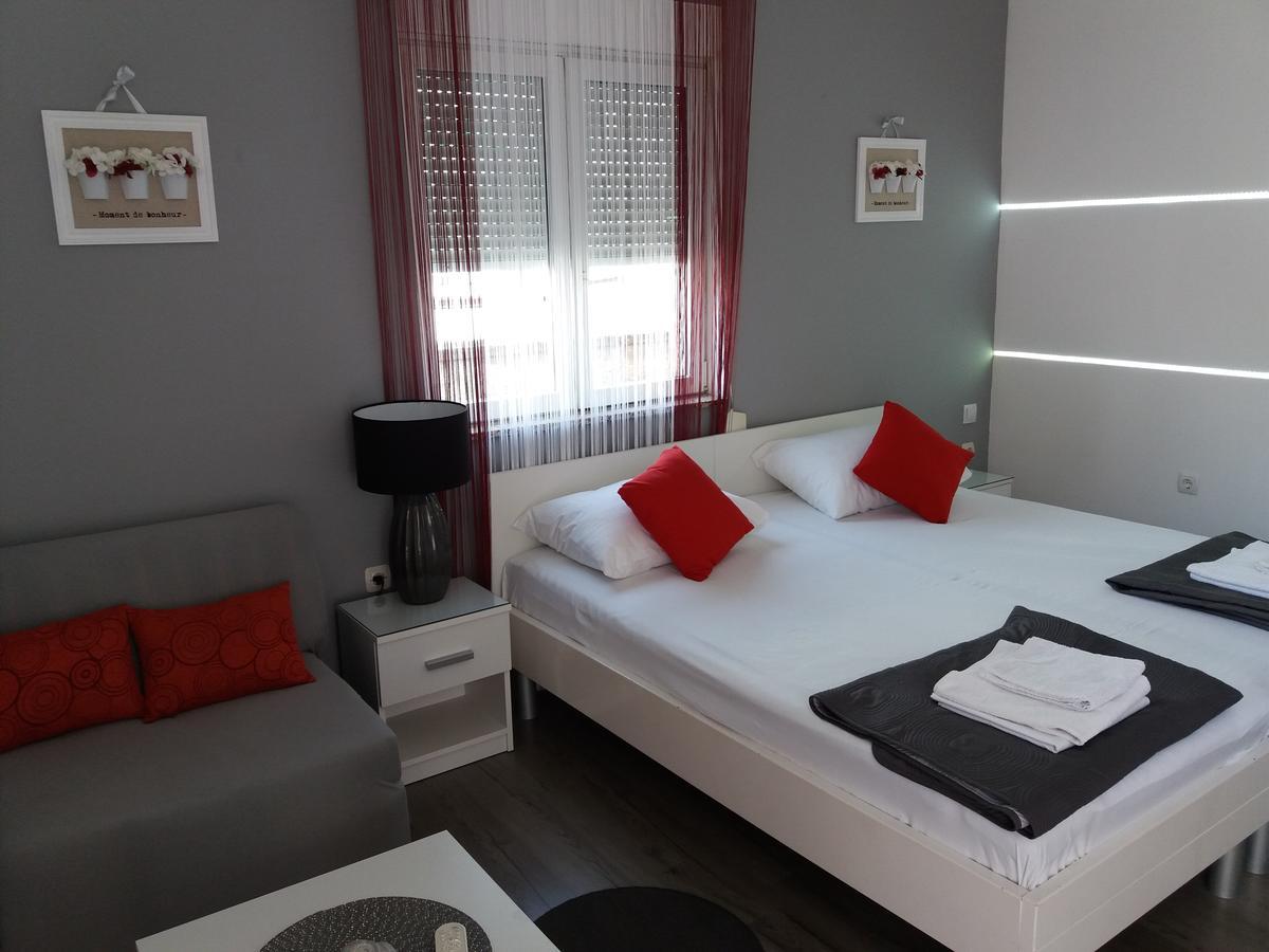 Apartments Benic Zadar Bagian luar foto